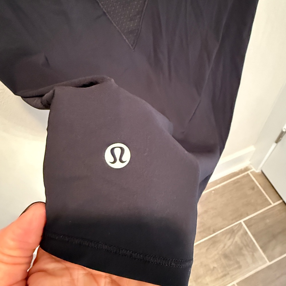 lululemon cap sleeve top - Picture 4 of 5